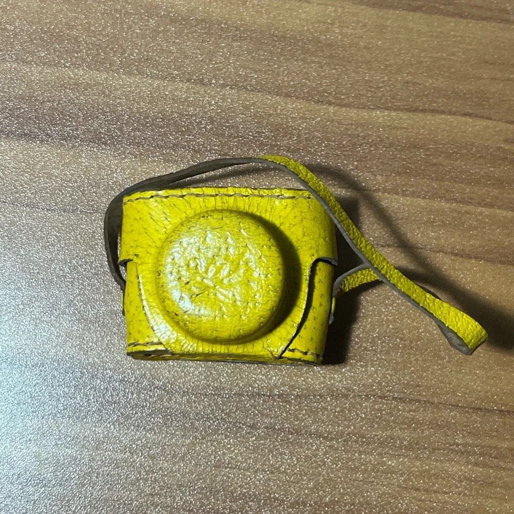Vintage Japanese “Hit “Type Subminiature Camera Yellow Leather Case 1950s 1960s